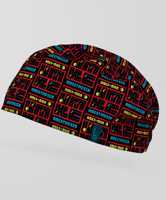 Combina la nostalgia gamer con tu pasión por la anestesia. Este gorro quirúrgico trae a Pac-Man y sus fantasmitas junto a íconos de jeringas, creando un diseño único y divertido.