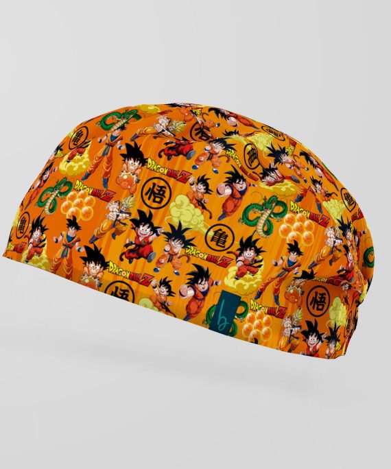 Lleva tu energía al máximo nivel en cada turno. El gorro quirúrgico Doctor Saiyajin está inspirado en la fuerza, disciplina y determinación de los guerreros más poderosos del universo.