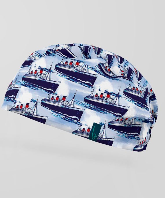 Inspirado en el drama médico que nos hizo amar las guardias eternas, este diseño combina estilo y carácter en una pieza cómoda, ligera y lista para cualquier cirugía (o maratón hospitalaria).